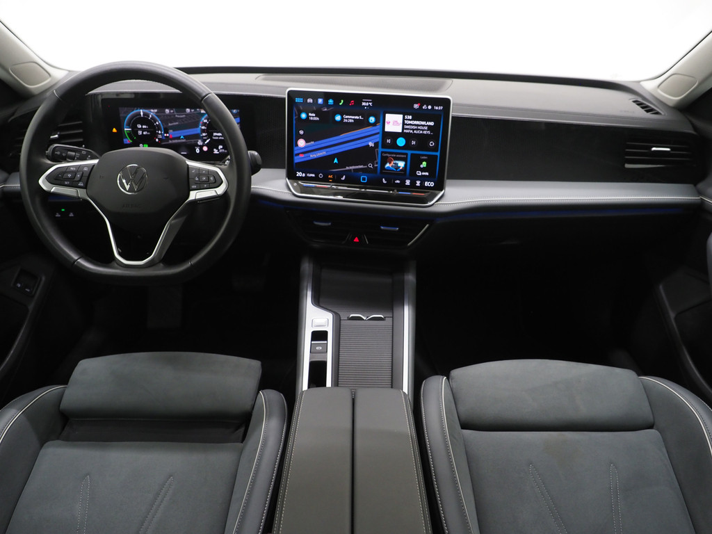 Volkswagen Passat Variant 1.5 eHybrid 204PK 46