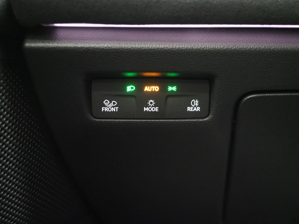 Volkswagen Passat Variant 1.5 eHybrid R-Line Edition 20