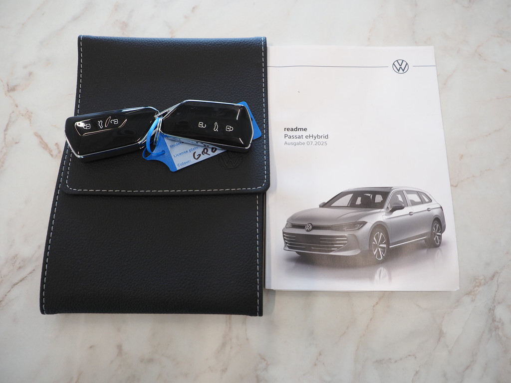 Volkswagen Passat Variant 1.5 eHybrid R-Line Edition 48