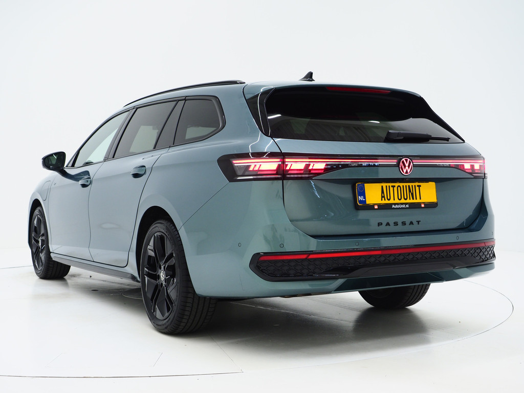 Volkswagen Passat Variant 1.5 eHybrid R-Line Edition 51