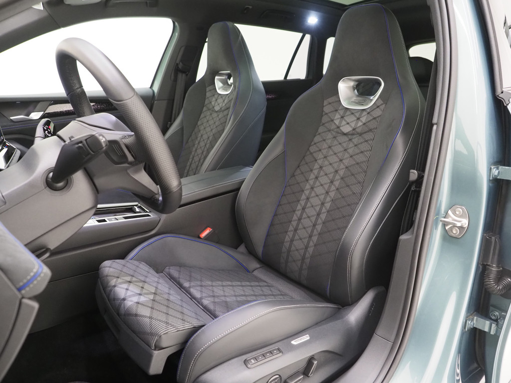 Volkswagen Passat Variant 1.5 eHybrid R-Line Edition 52