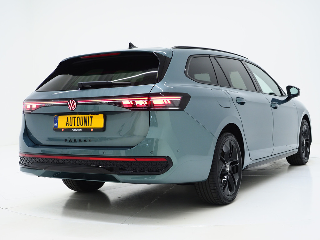 Volkswagen Passat Variant 1.5 eHybrid R-Line Edition 7