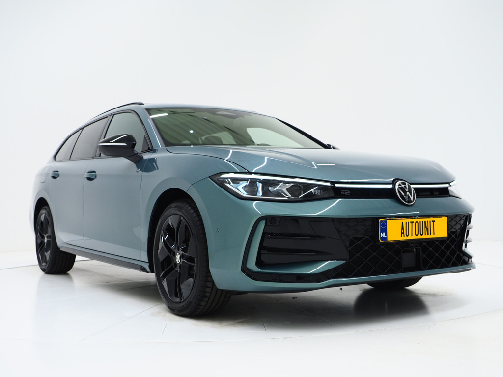 Volkswagen Passat Variant 1.5 eHybrid R-Line Edition 9