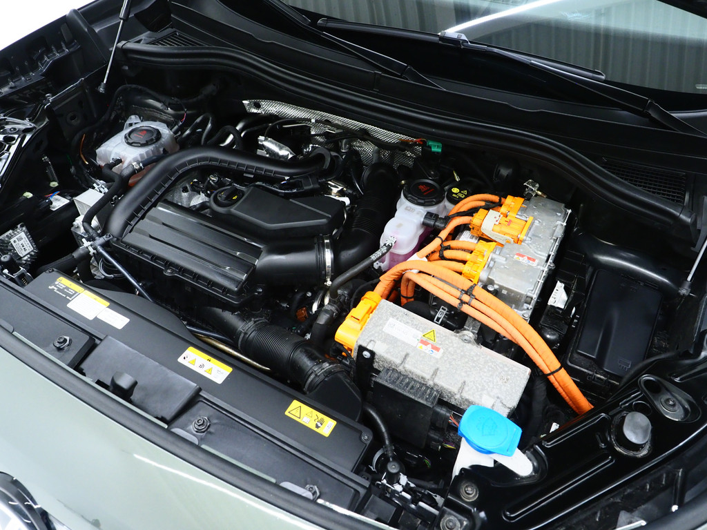 Volkswagen Tayron 1.5 eHybrid Elegance 272PK 6