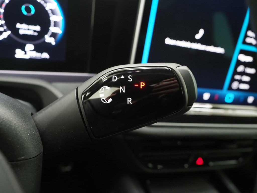 Volkswagen Passat Variant 1.5 eHybrid R-Line Edition 25