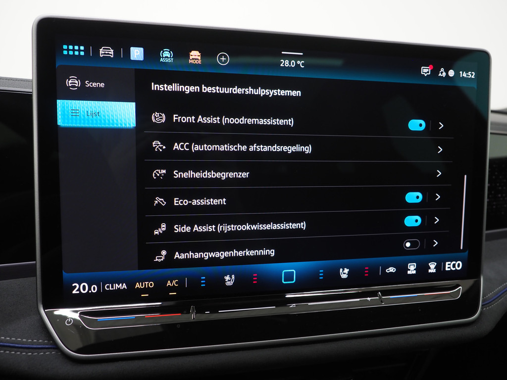 Volkswagen Passat Variant 1.5 eHybrid R-Line Edition 34