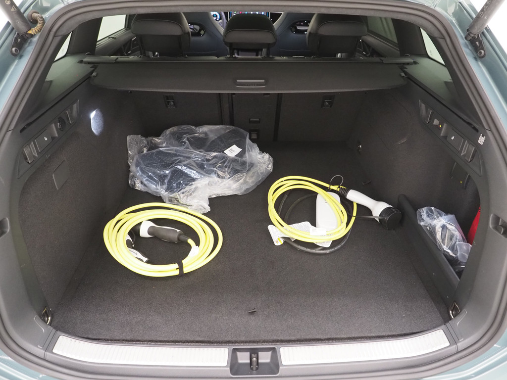 Volkswagen Passat Variant 1.5 eHybrid R-Line Edition 45