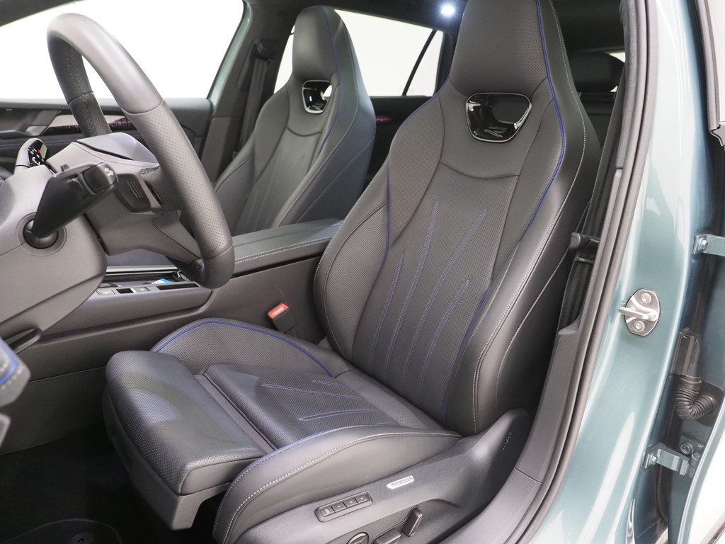 Volkswagen Passat Variant 1.5 eHybrid R-Line Edition 52