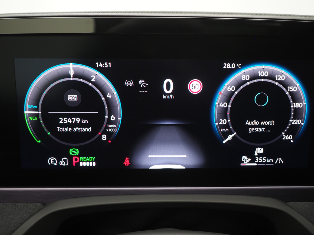Volkswagen Passat Variant 1.5 eHybrid R-Line Edition 75