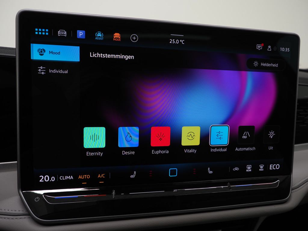 Volkswagen Passat Variant 1.5 eHybrid Elegance 204PK 33