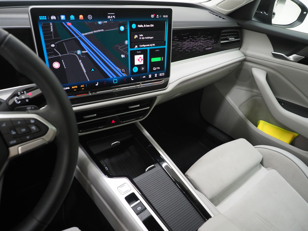 Volkswagen Passat Variant 1.5 eHybrid Elegance 204PK 39