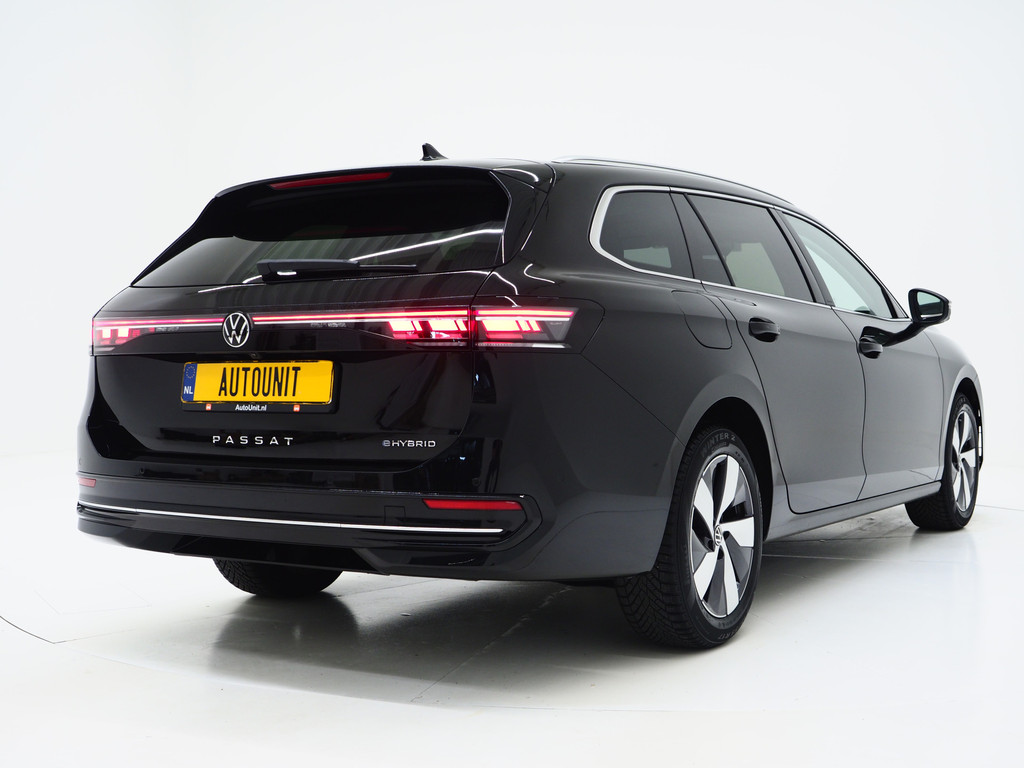 Volkswagen Passat Variant 1.5 eHybrid Elegance 204PK 57
