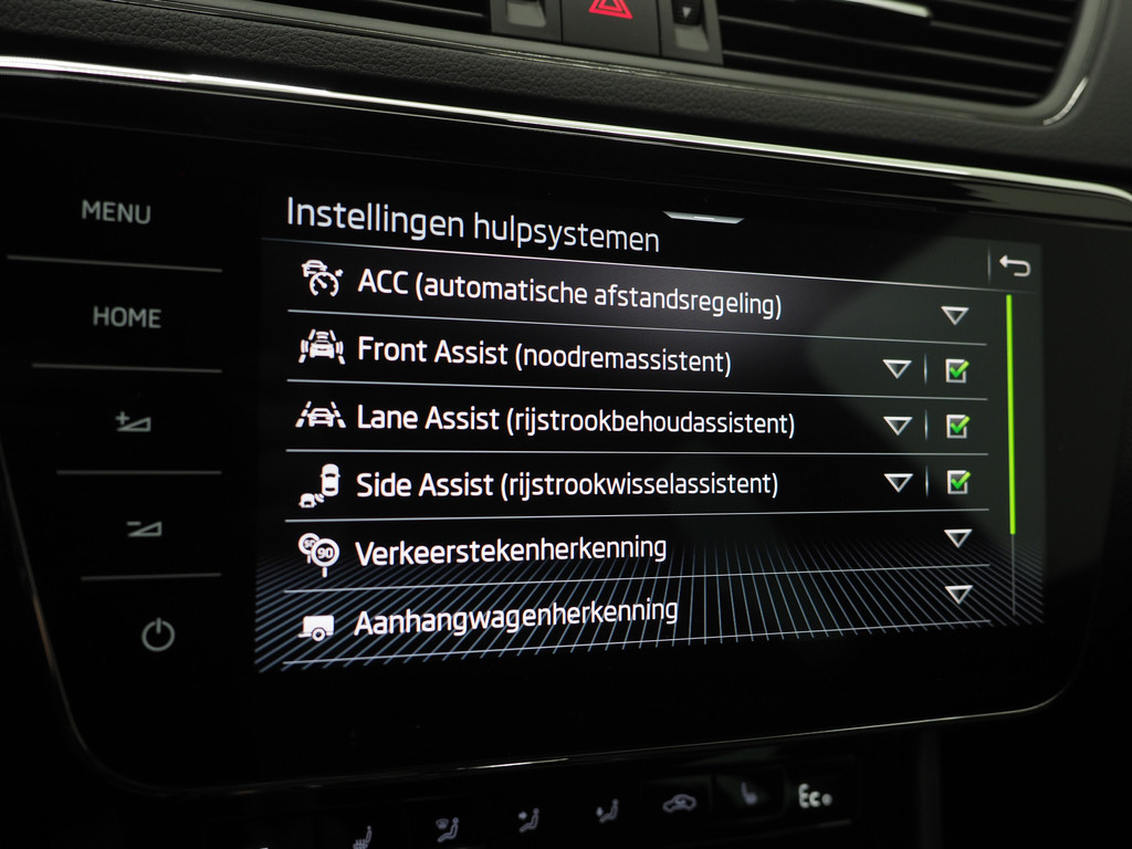 Škoda Superb Combi 1.4 TSI iV Sportline 30