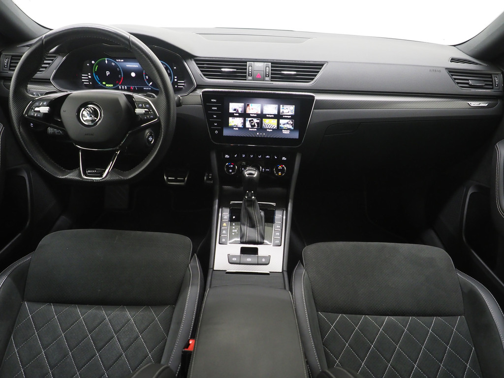 Škoda Superb Combi 1.4 TSI iV Sportline 4