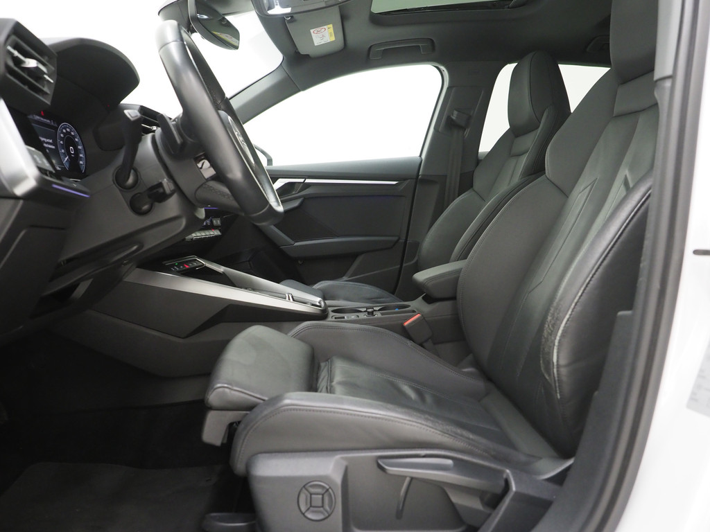 Audi A3 Sportback 40 TFSI e Full Black 204PK 14