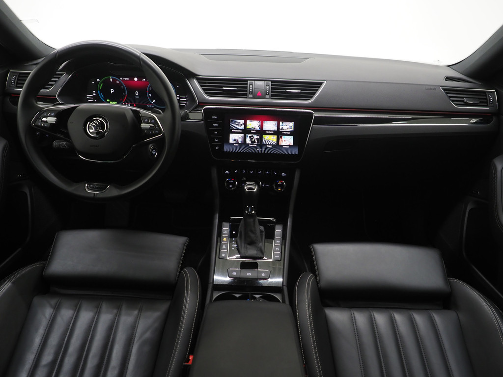 Škoda Superb Combi 1.4 TSI iV Laurin & Klement 49