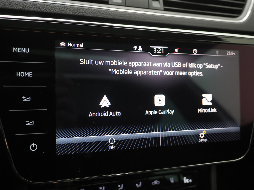 Škoda Superb Combi 1.4 TSI iV Laurin & Klement 30