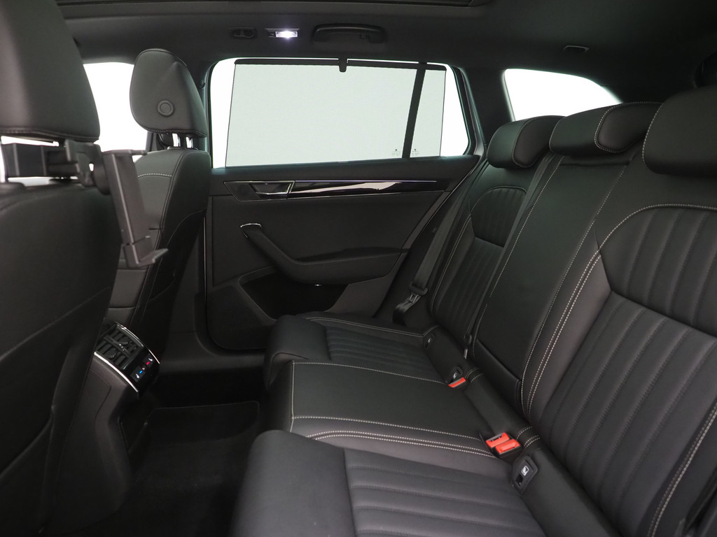 Škoda Superb Combi 1.4 TSI iV Laurin & Klement 84