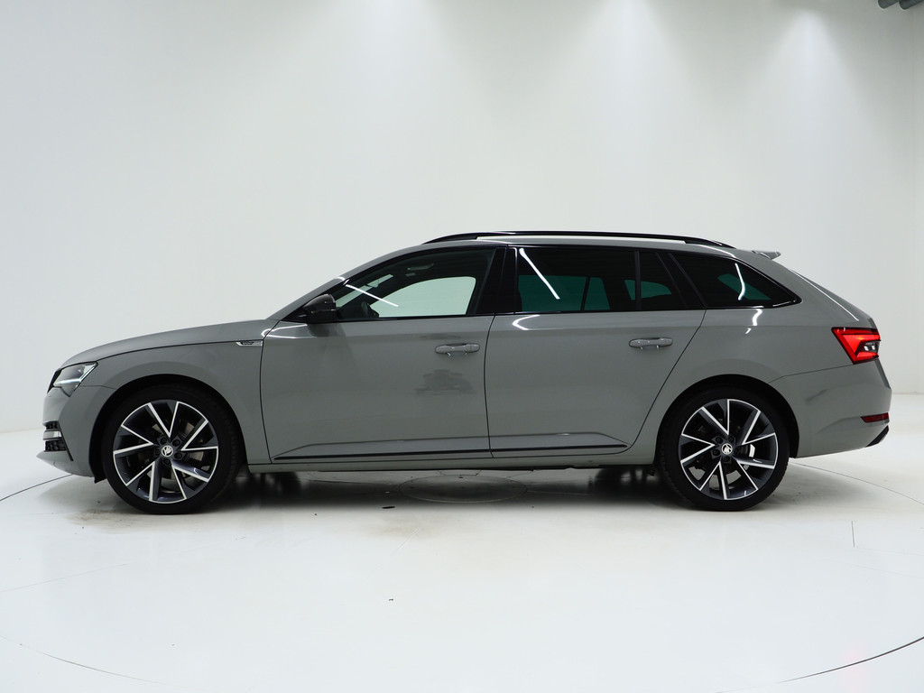 Škoda Superb Combi 1.4 TSI iV Sportline 43
