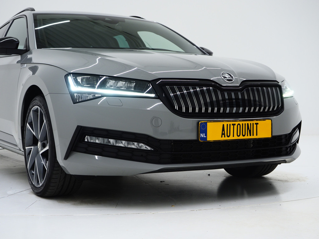Škoda Superb Combi 1.4 TSI iV Sportline 53