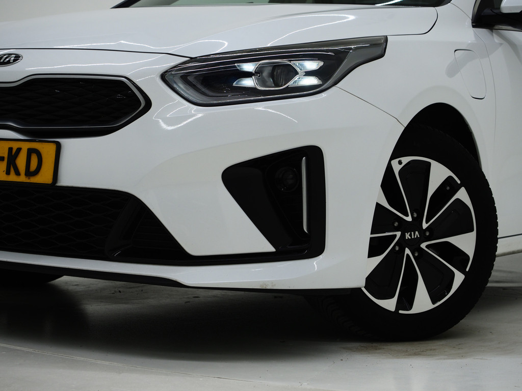 Kia Ceed Sportswagon 1.6 GDI PHEV DynamicLine 5