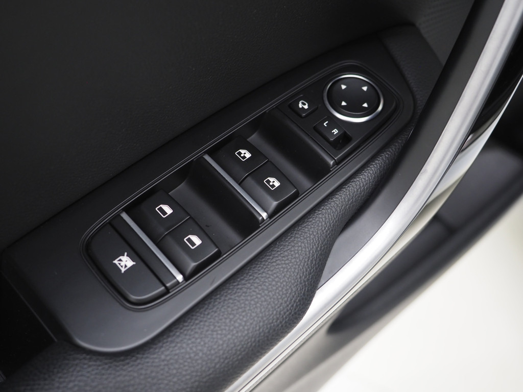 Kia Ceed Sportswagon 1.6 GDI PHEV DynamicLine 53