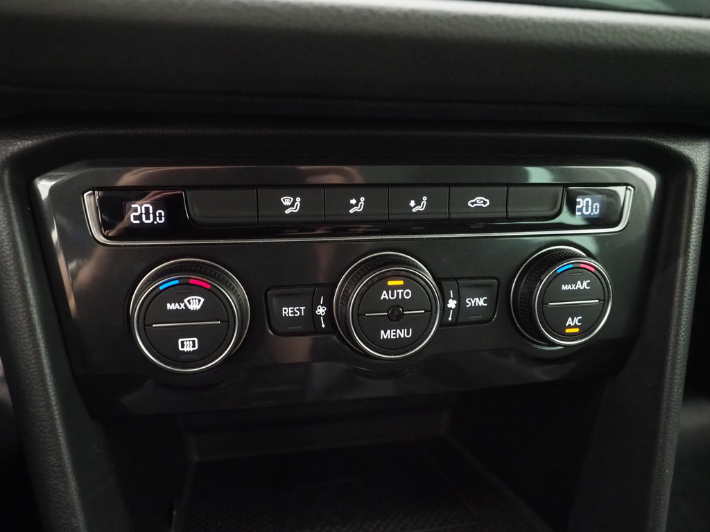 Volkswagen Tiguan 1.4 TSI 64