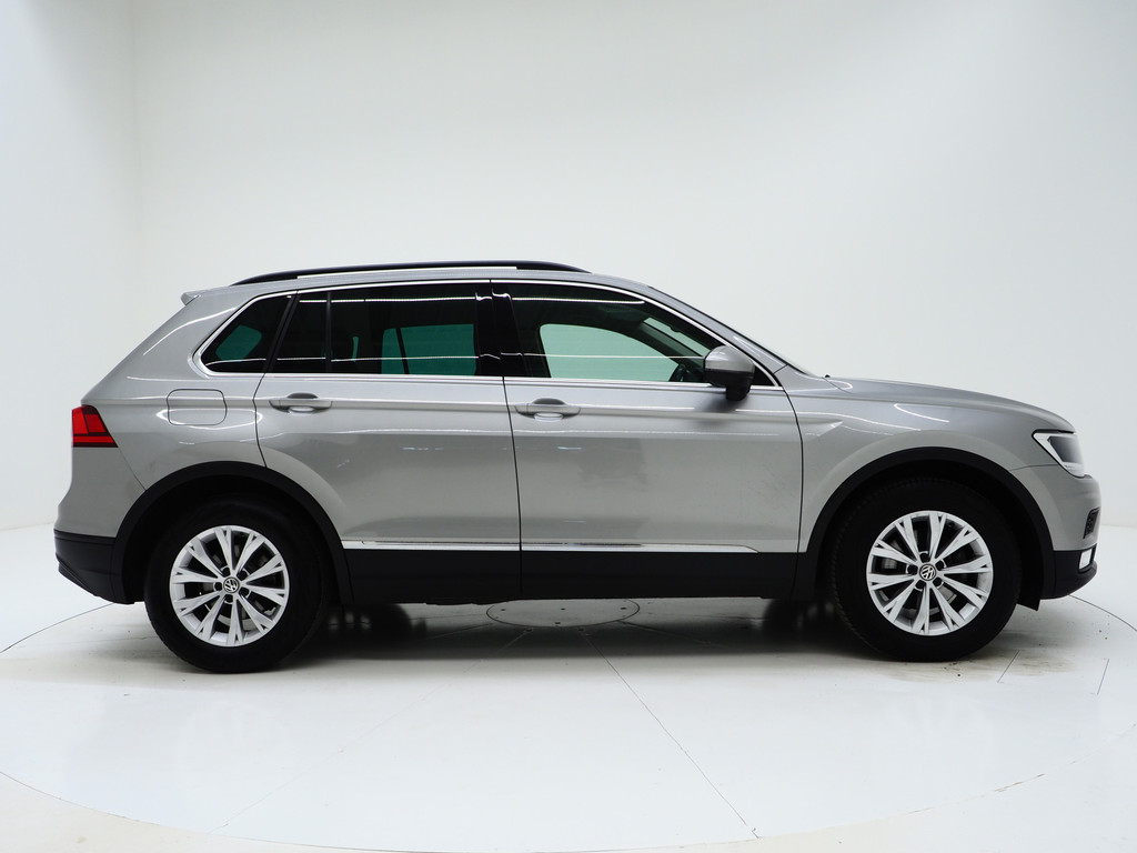 Volkswagen Tiguan 1.4 TSI 9
