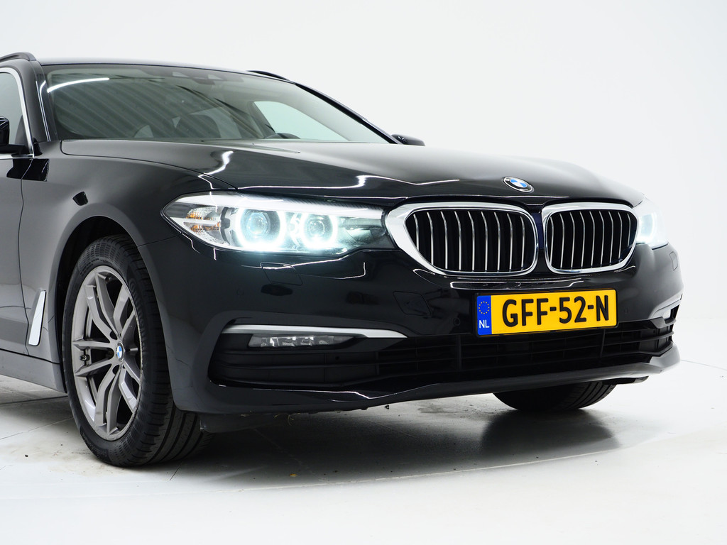 BMW 5 Serie Touring 520i Executive 11