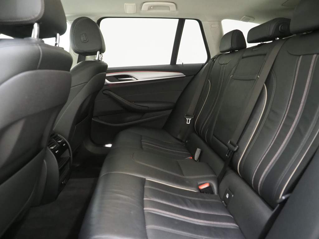 BMW 5 Serie Touring 520i Executive 75