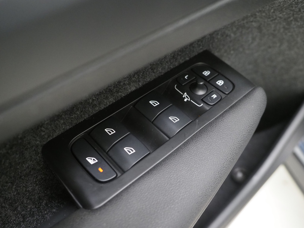 Volvo XC40 1.5 T5 Recharge Inscription 19