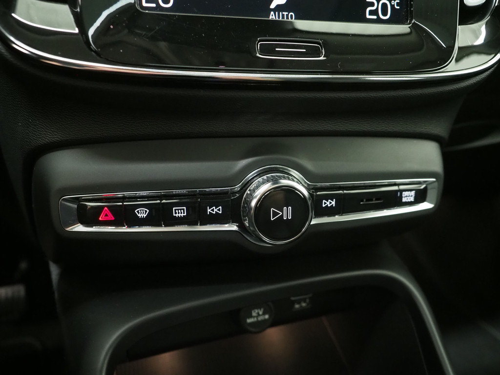 Volvo XC40 1.5 T5 Recharge Inscription 74