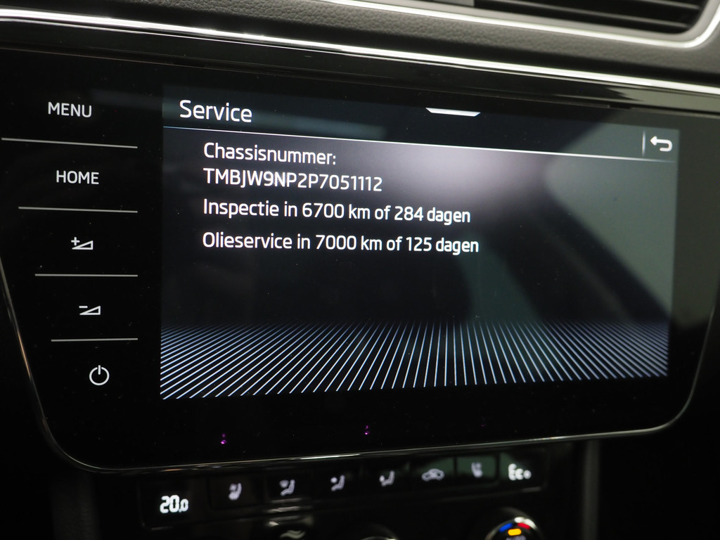 Škoda Superb Combi 1.4 TSI iV Laurin & Klement 31