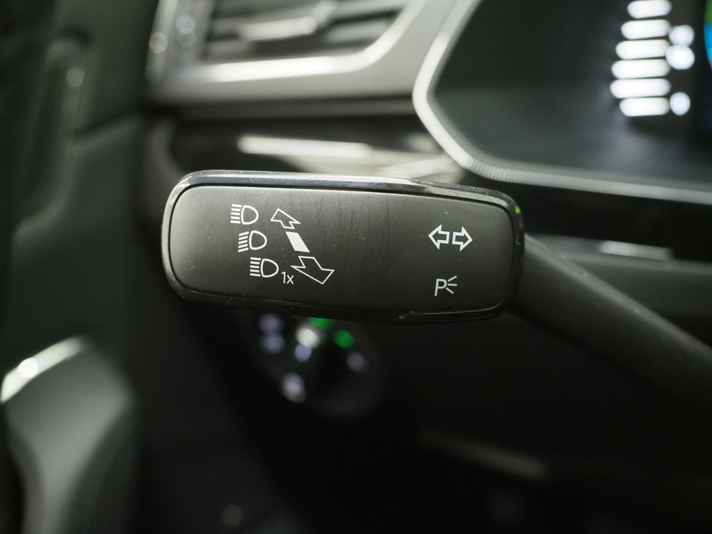 Škoda Superb Combi 1.4 TSI iV Laurin & Klement 69