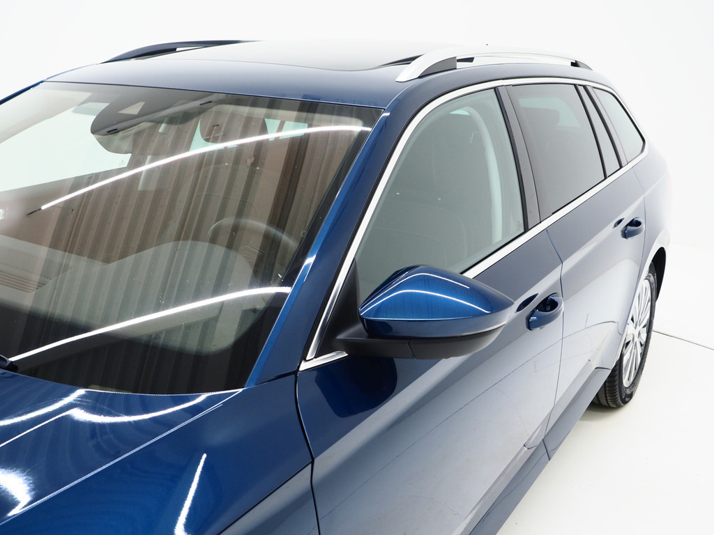 Škoda Superb Combi 1.4 TSI iV Style 58