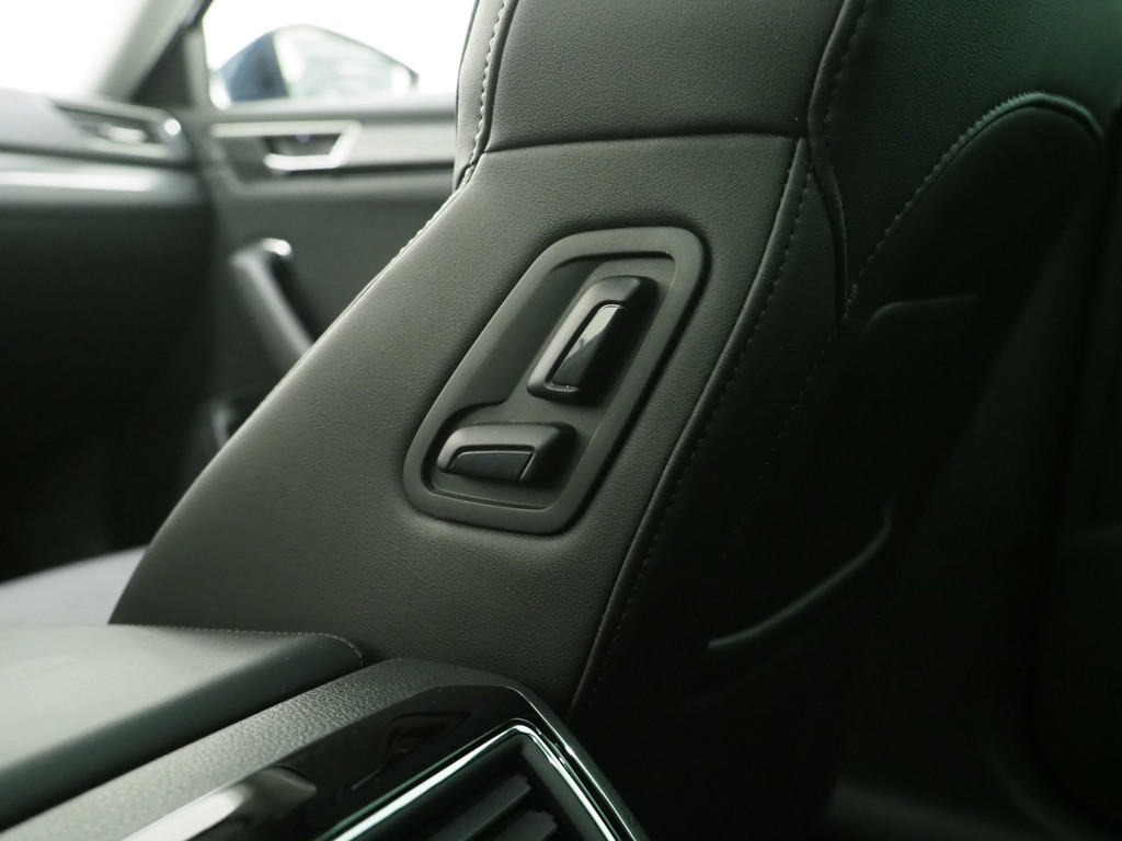 Škoda Superb Combi 1.4 TSI iV Style 83