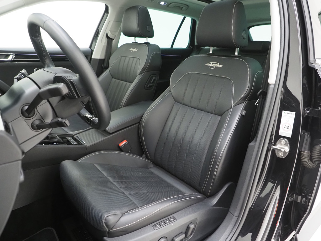 Škoda Superb Combi 1.4 TSI iV Laurin & Klement 3