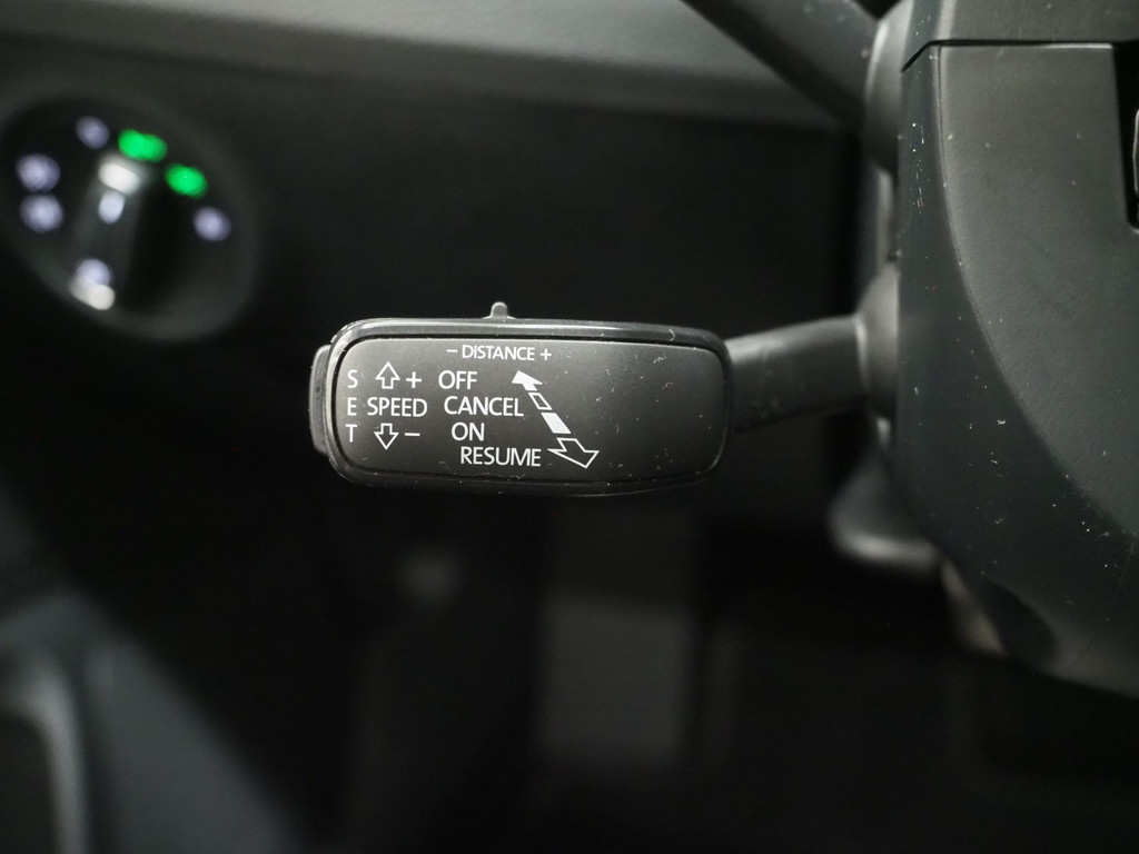 Škoda Superb Combi 1.4 TSI iV Laurin & Klement 70