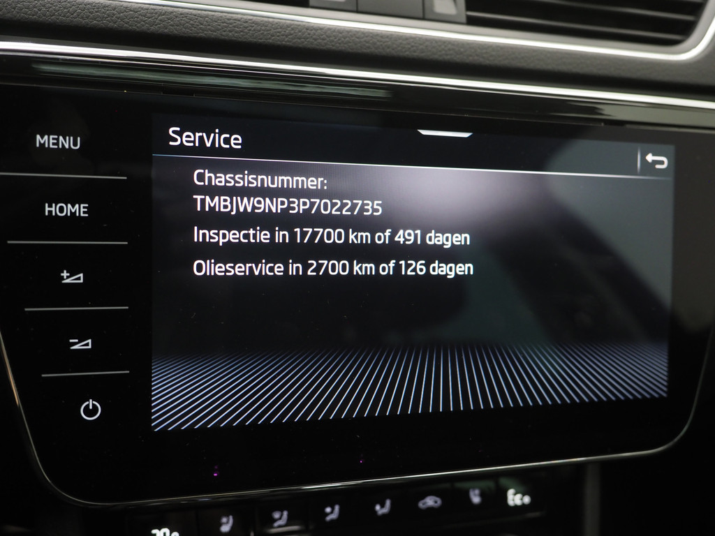 Škoda Superb Combi 1.4 TSI iV Laurin & Klement 78