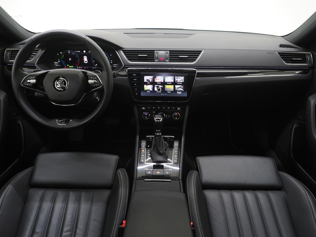 Škoda Superb Combi 1.4 TSI iV Laurin & Klement 4