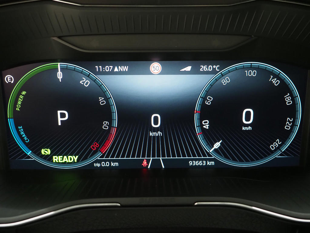 Škoda Superb Combi 1.4 TSI iV Laurin & Klement 74