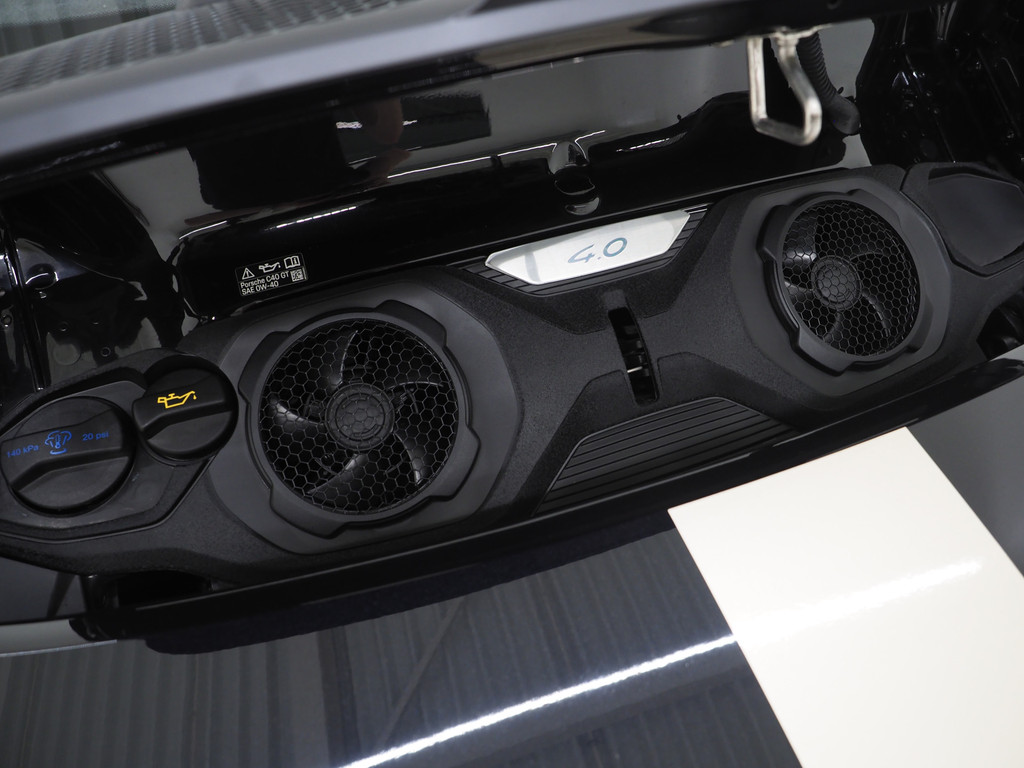 Porsche 911 4.0 GT3 Touring 113