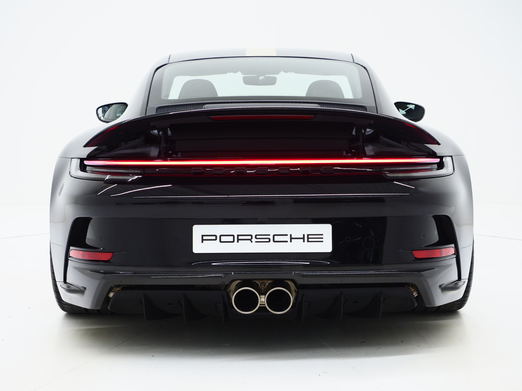 Porsche 911 4.0 GT3 Touring 14
