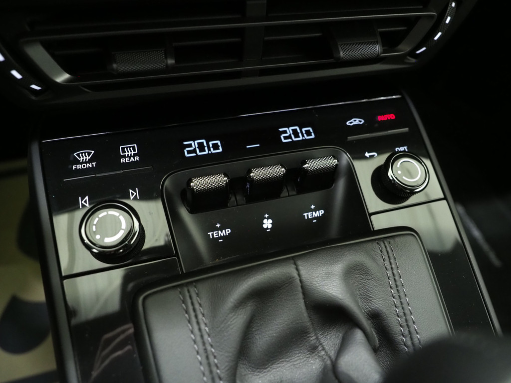 Porsche 911 4.0 GT3 Touring 48