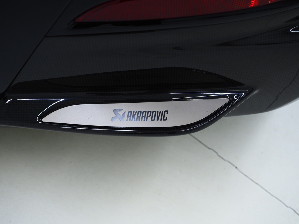 Porsche 911 4.0 GT3 Touring 79