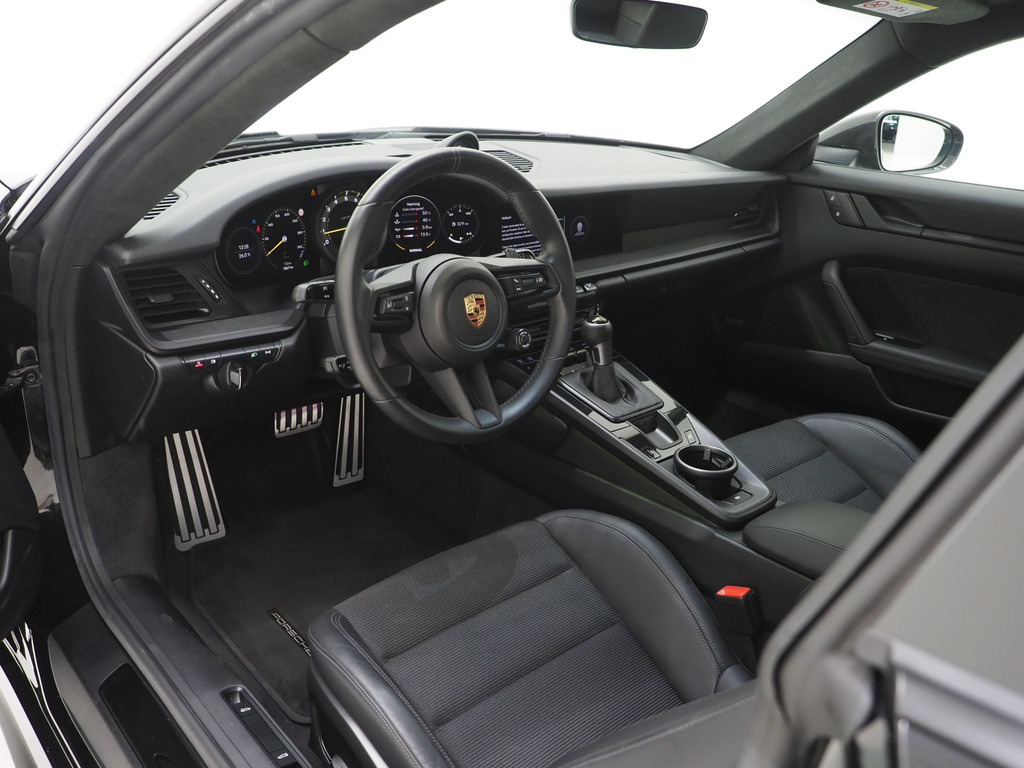 Porsche 911 4.0 GT3 Touring 84