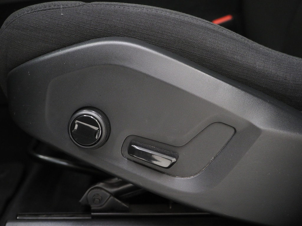 Volvo XC60 2.0 T6 Plug-in hybrid AWD Long Range 18