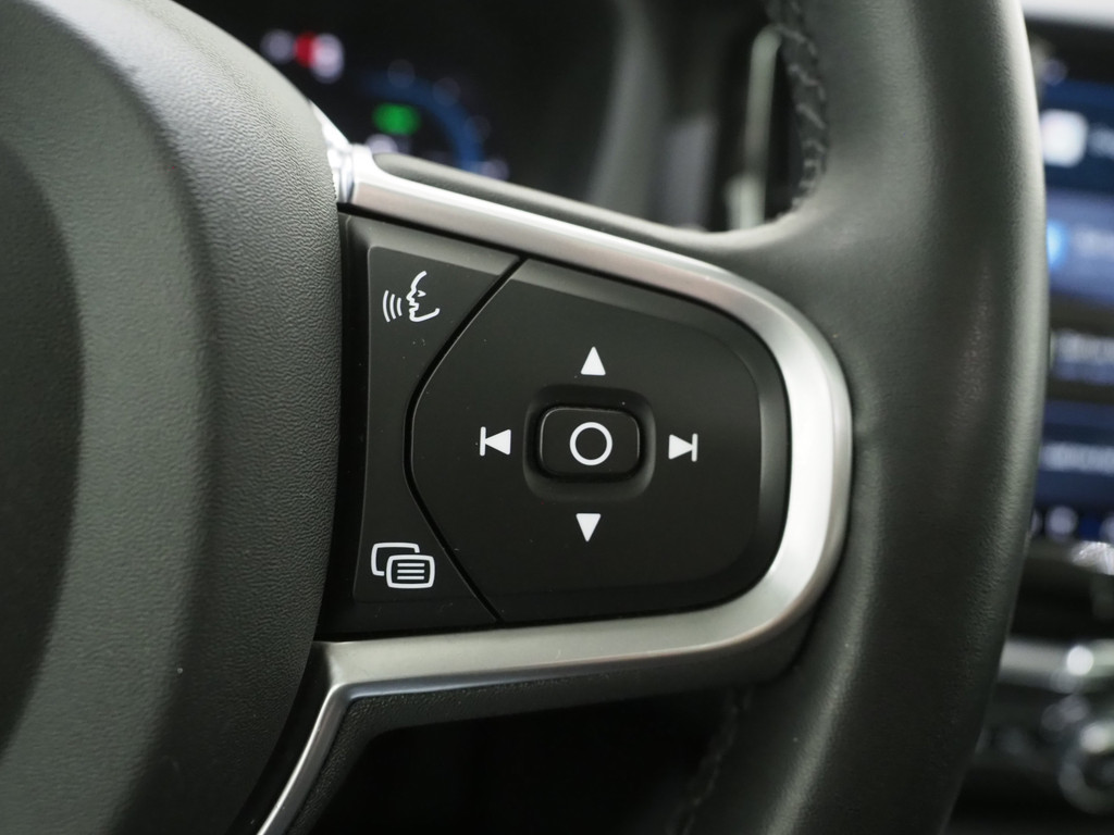 Volvo XC60 2.0 T6 Plug-in hybrid AWD Long Range 22