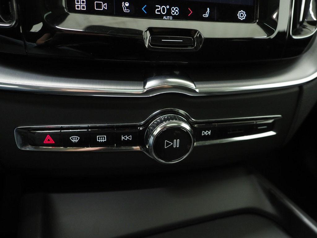 Volvo XC60 2.0 T6 Plug-in hybrid AWD Long Range 74
