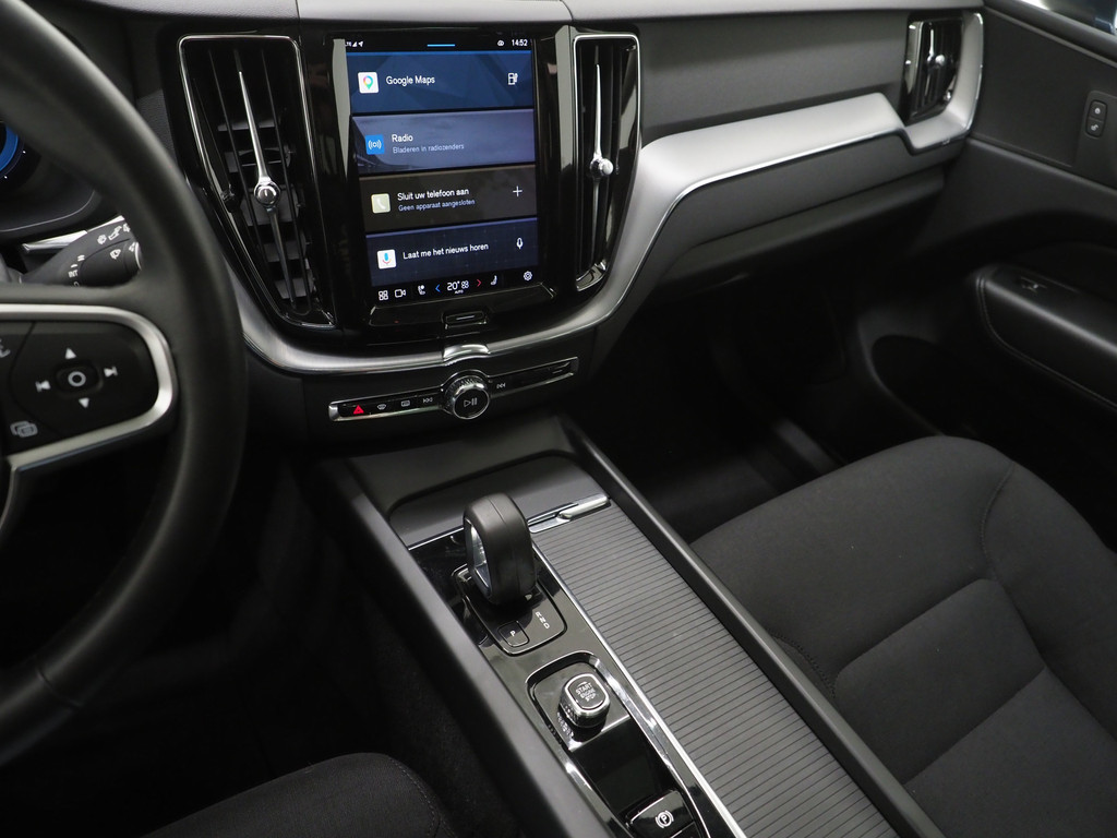 Volvo XC60 2.0 T6 Plug-in hybrid AWD Long Range 76